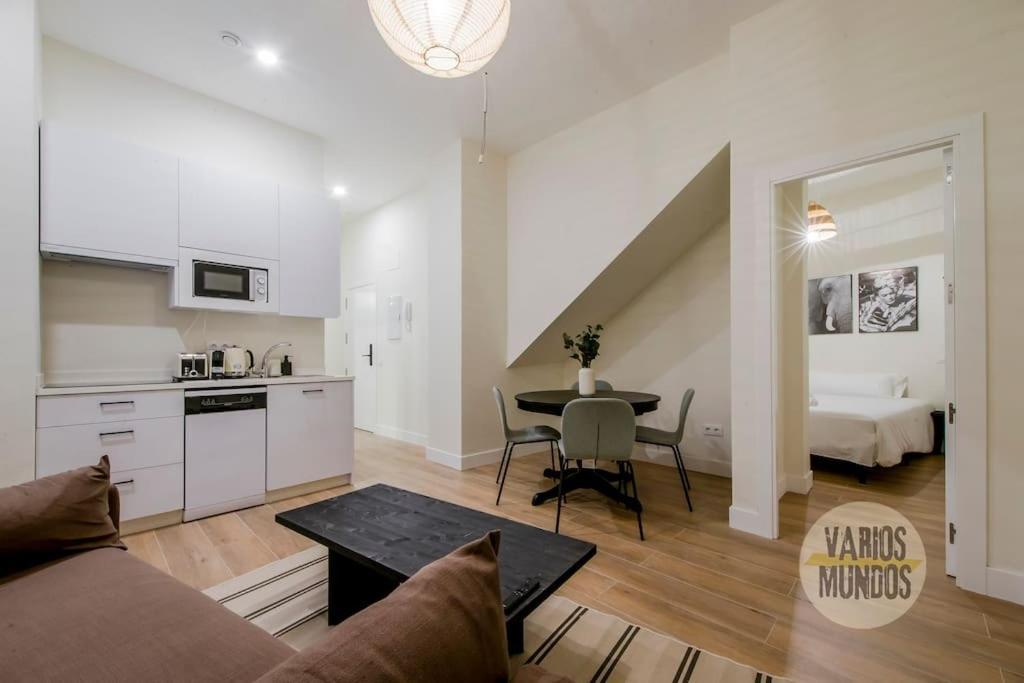 Cozy Y Centrico Apt Para 6Pax En Plaza Del Carmen E2 Madryt Zewnętrze zdjęcie