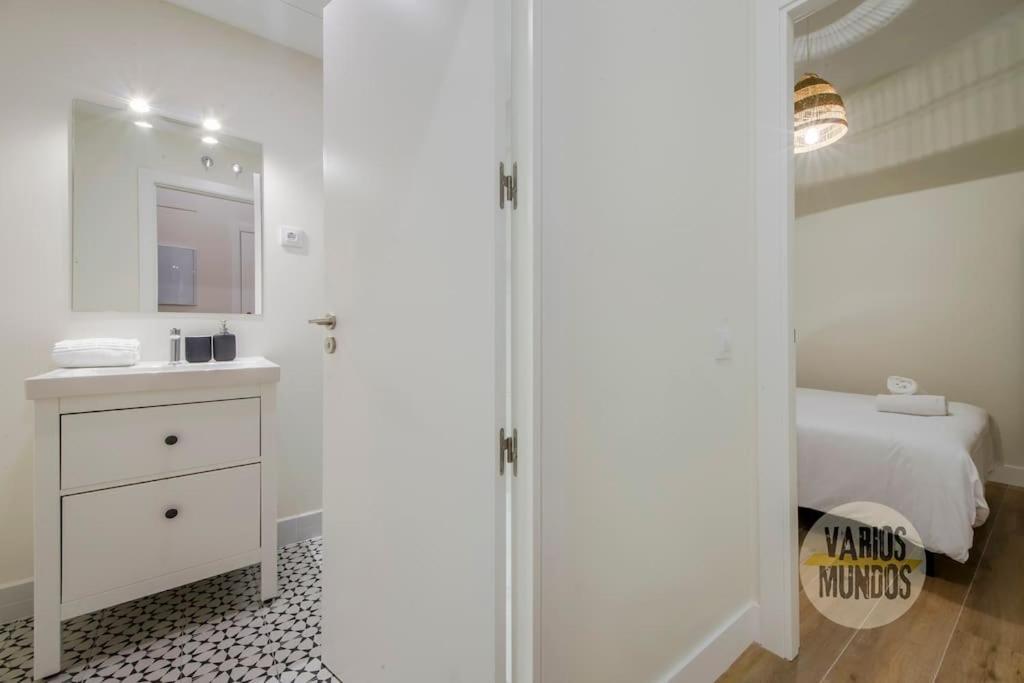 Cozy Y Centrico Apt Para 6Pax En Plaza Del Carmen E2 Madryt Zewnętrze zdjęcie