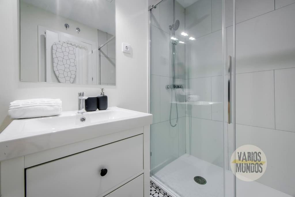 Cozy Y Centrico Apt Para 6Pax En Plaza Del Carmen E2 Madryt Zewnętrze zdjęcie